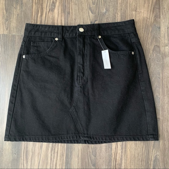 Topshop Dresses & Skirts - Topshop NWT Black Denim (Jean) Skirt